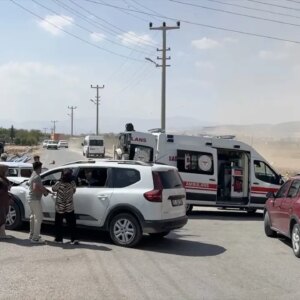 adiyamanda trafik kazasi 5 yarali gEVFjwgL