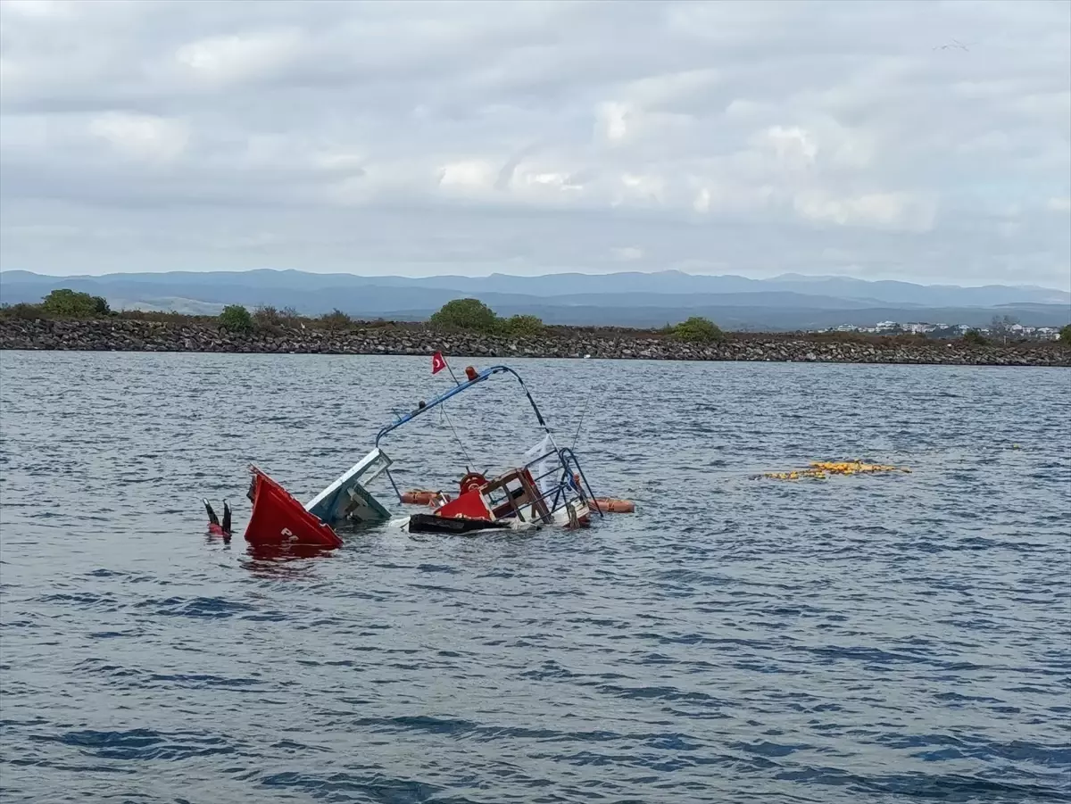 su alan tekneye kurtarma operasyonu Zjf3k7r1