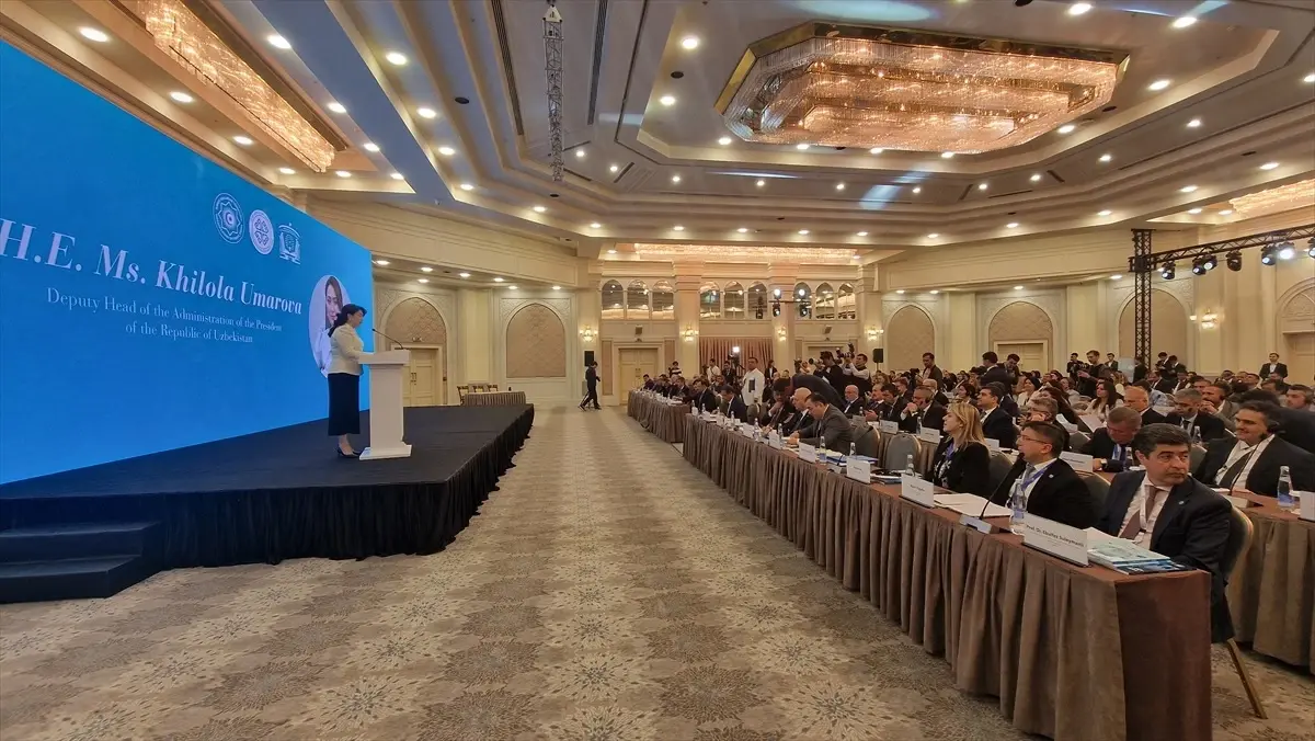 turk universiteleri taskentte bulustu MUXdG3Yy.jpg