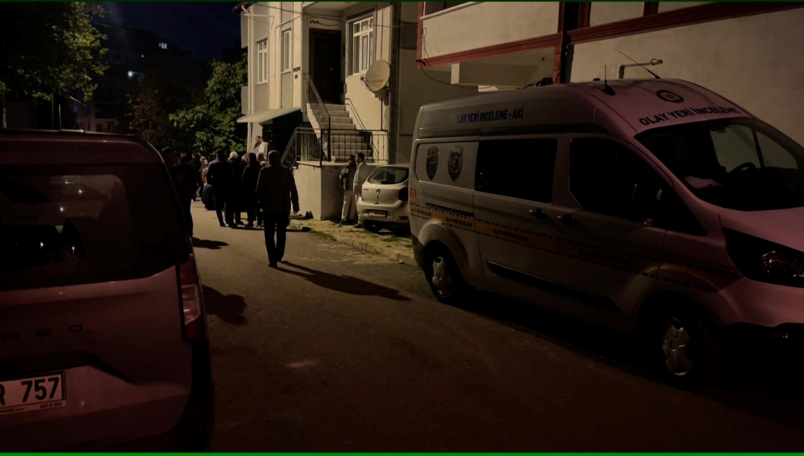 yanlislikla kizini vurunca canina kiydi 8FHbjJnA.jpg