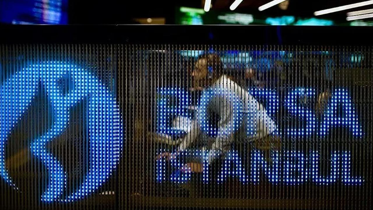 borsa istanbulda satis dalgasi endeks 11 bin puanin altina indi EA54LQEX.jpg