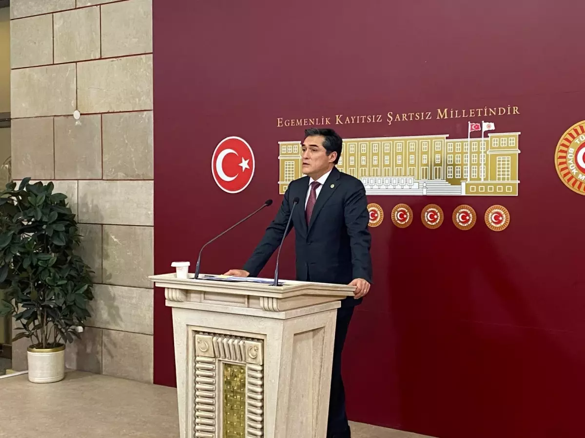 iyi partiden imraliya komisyon ziyaretine elestiri tvsukZm8.jpg