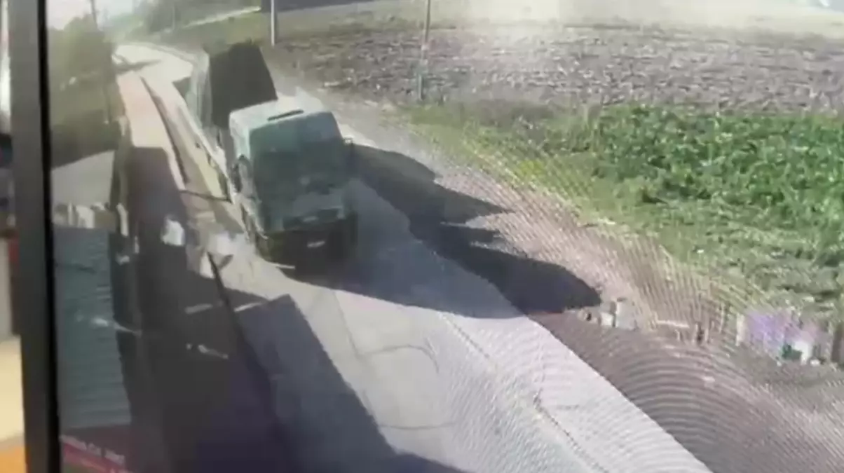 sakaryada hirsizlik eski calisanlar yakalandi NEKzbYRU.jpg