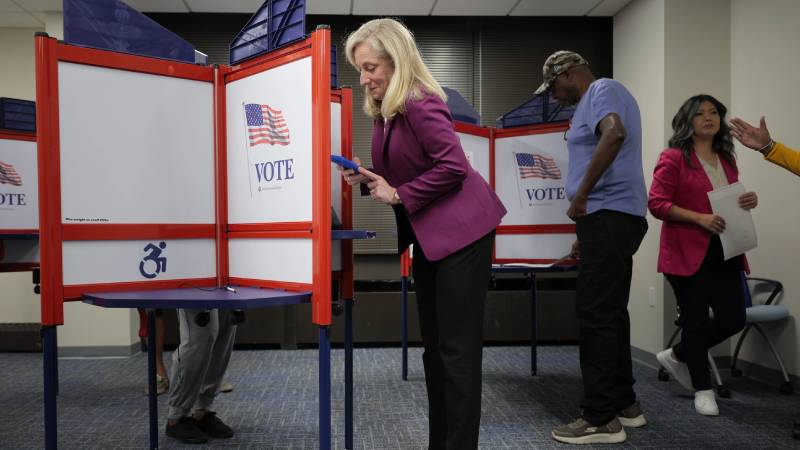 secilmesinin uzerinden 1 yil gecti trumpin ilk buyuk sinavi bugun secim sonuclari abdye dair ne soyleyecek cumhuriyetcileri ne bekliyor CQ8pEpXN.jpg