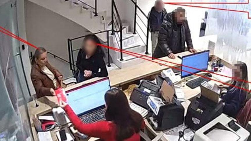 sislide bakimevi skandali doktor ve 3 personelden 79 yasindaki kadina soke eden tuzak SGO9YH9x.jpg