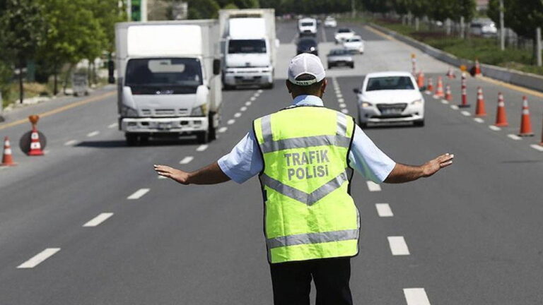 uefa-avrupa-ligi-finali-istanbulda-bazi-yollar-trafige-kapatilacak-RI6xXYa3